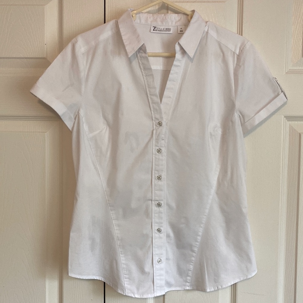 NY&co short sleeve button down shirt